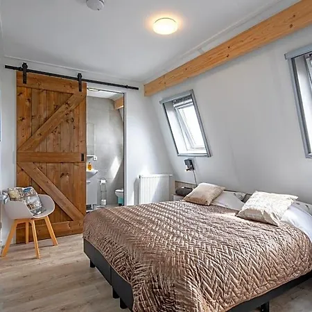 Wulpenweid Bed & Parking Casa de hóspedes Den Burg