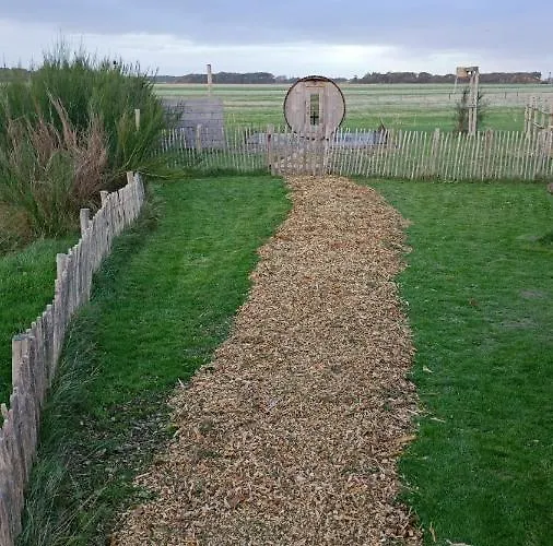 招待所 Wulpenweid Bed & Parking